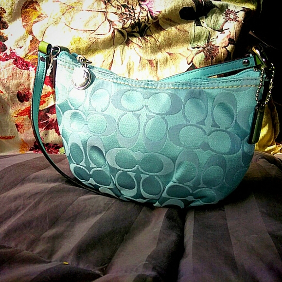 Coach set - Picture 2 of 11